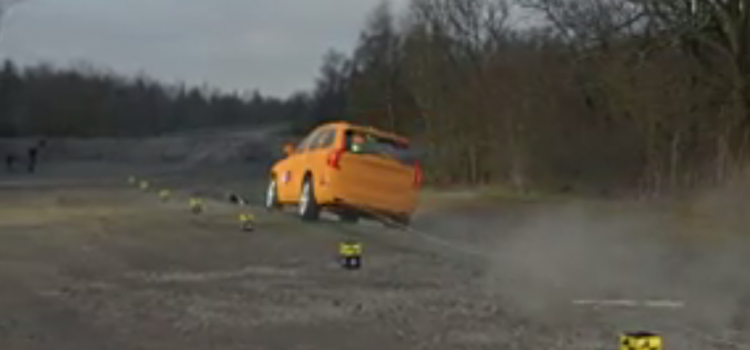 Le système « Safe positionnement » Volvo testé par un crash test outdoor